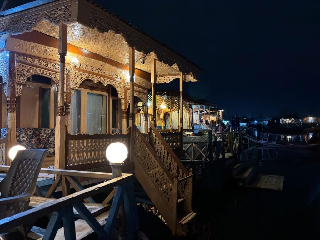 Beautiful Kashmir Destination by Marahib Travels