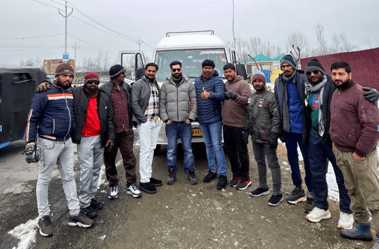 kashmir group tour packages