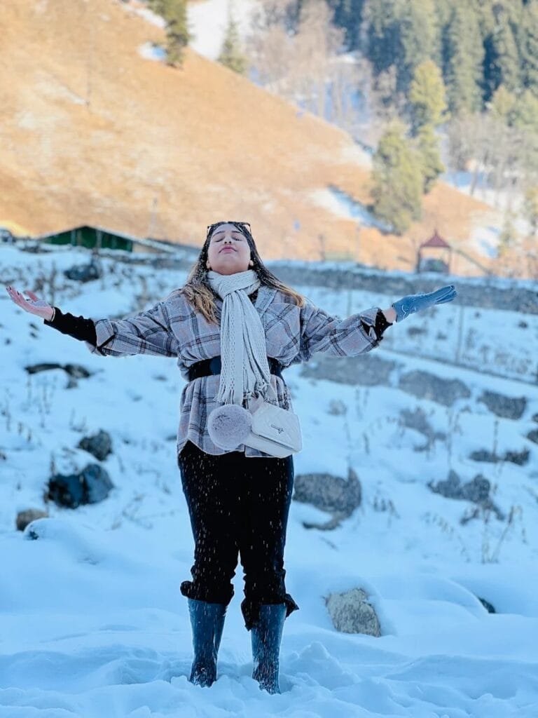 Kashmir Tour Packages From Delhi